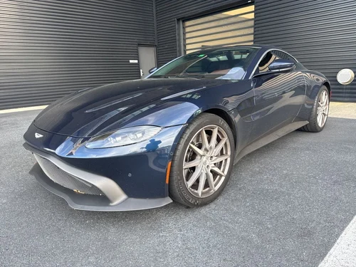 
           
        2020 Aston Martin Vantage Base