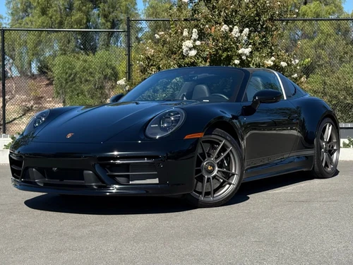 
           
        2022 Porsche 911 Targa 4 GTS