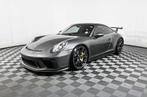 
           
        2018 Porsche 911 GT3