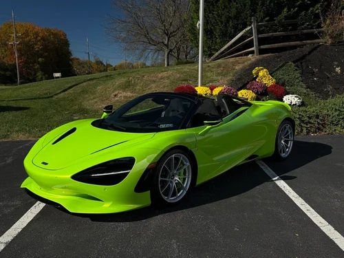 
           New 
        2026 McLaren 750S