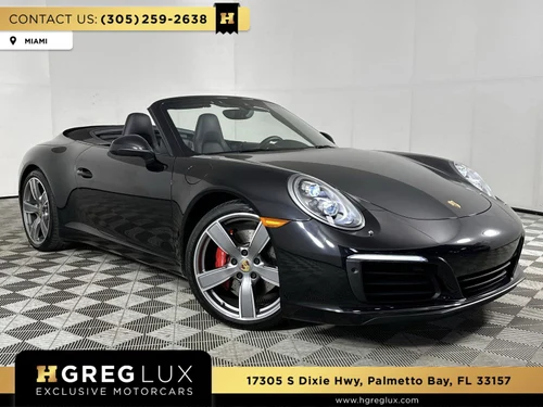 
           
        2017 Porsche 911
