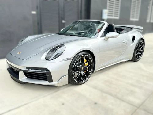 
           
        2021 Porsche 911