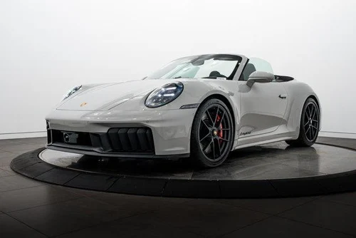 
           
        2026 Porsche 911 Carrera GTS