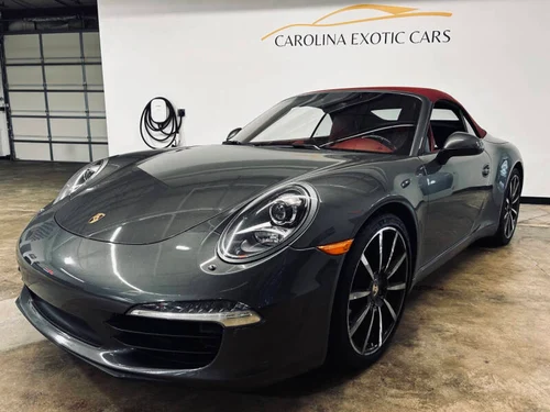 
           
        2013 Porsche 911