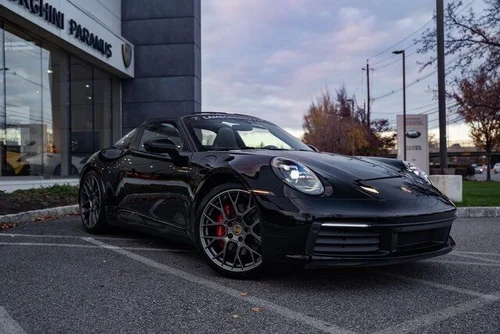 
           
        2021 Porsche 911 Targa 4S