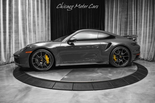 
           
        2021 Porsche 911