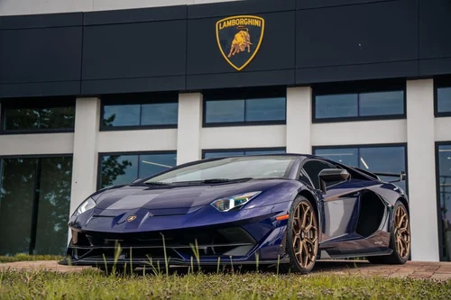 
           
        2019 Lamborghini Aventador SVJ