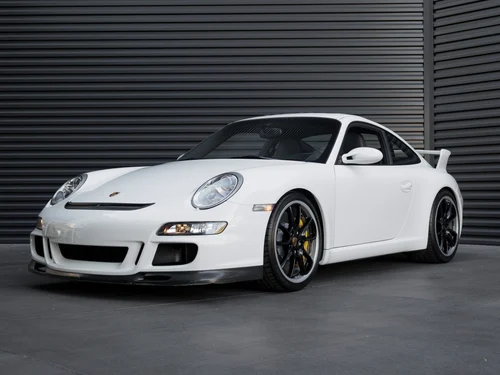 
           
        2008 Porsche 911 GT3