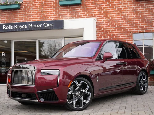 
           New 
        2025 Rolls-Royce Black Badge Cullinan