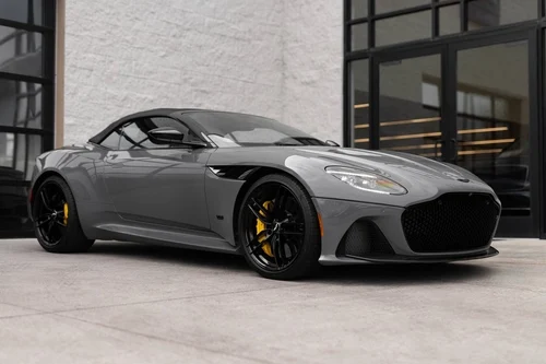 
           
        2022 Aston Martin DBS Superleggera