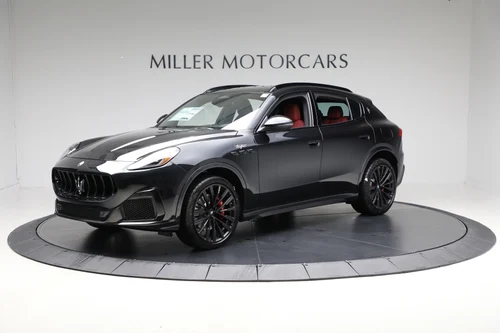 
           New 
        2025 Maserati Grecale Trofeo