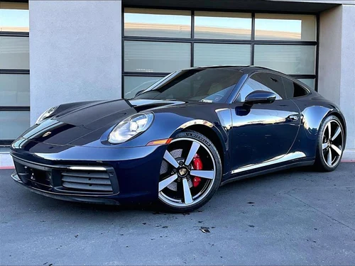 
           
        2020 Porsche 911 Carrera 4S