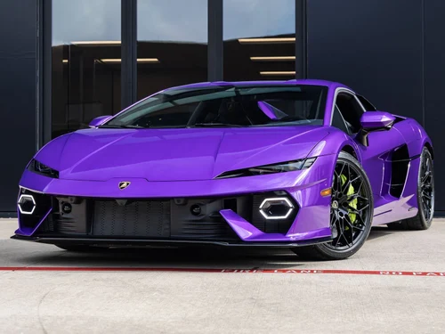 
           New 
        2026 Lamborghini Temerario Base