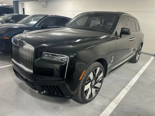 
           
        2026 Rolls-Royce Cullinan Base