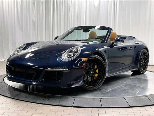 
           
        2015 Porsche 911 Carrera 4 GTS