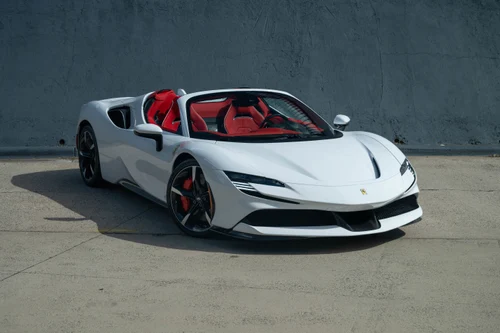 
           
        2023 Ferrari SF90 Spider