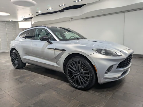 2024 Aston Martin DBX 550