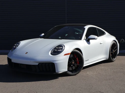
           
        2026 Porsche 911 Carrera GTS