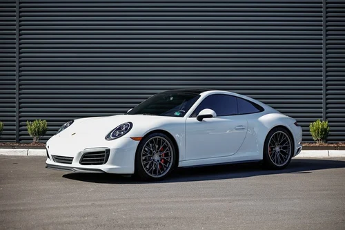 
           
        2019 Porsche 911 Carrera 4S