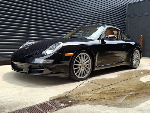 
           
        2006 Porsche 911 Carrera S
