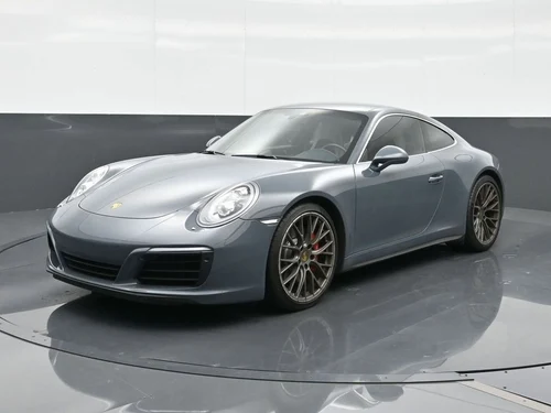 
           
        2018 Porsche 911