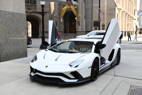 
           
        2018 Lamborghini Aventador