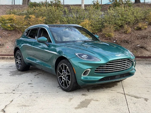 
           
        2023 Aston Martin DBX Base