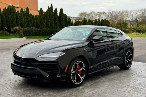 
           
        2025 Lamborghini Urus SE