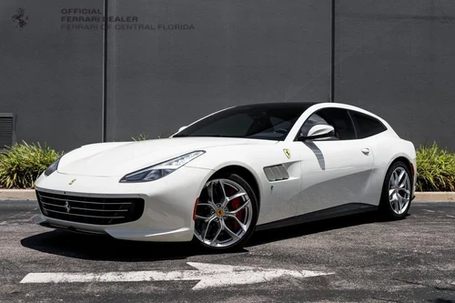 
           
        2018 Ferrari GTC4Lusso T