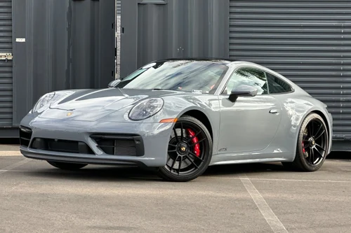 
           
        2024 Porsche 911 Carrera GTS