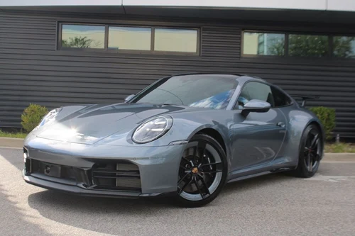
           
        2025 Porsche 911 Carrera T