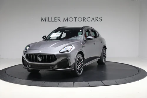 
           New 
        2025 Maserati Grecale Trofeo