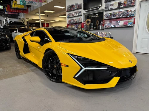 
           
        2024 Lamborghini Revuelto Coupe