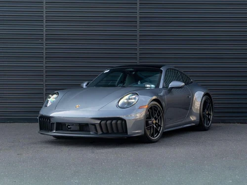 
           
        2026 Porsche 911 Carrera GTS