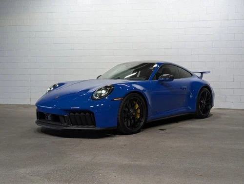 
           
        2025 Porsche 911 Carrera 4 GTS