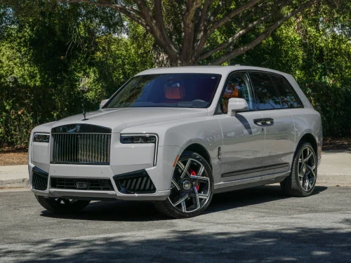 
           New 
        2027 Rolls-Royce CULLINAN BLACK BADGE