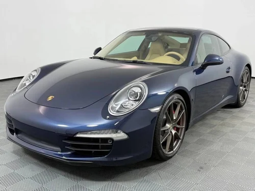 
           
        2013 Porsche 911