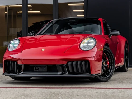 
           New 
        2026 Porsche 911 Carrera GTS