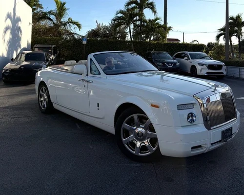 
           
        2011 Rolls-Royce Phantom Drophead Coupe