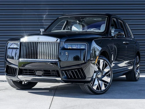 
           
        2025 Rolls-Royce Cullinan Base