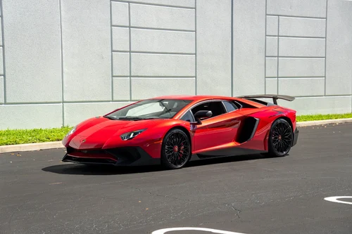 
           
        2016 Lamborghini Aventador LP 750-4 SV