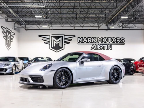 
           
        2022 Porsche 911