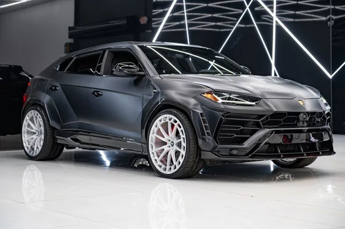 
           
        2021 Lamborghini Urus wide body kit