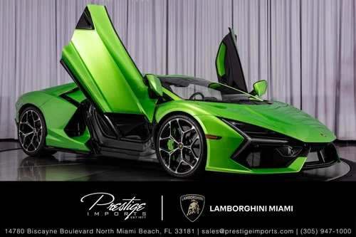 
           
        2024 Lamborghini Revuelto