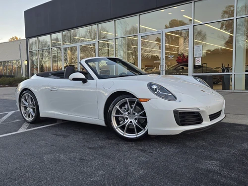 
           
        2017 Porsche 911 Carrera