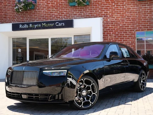 
           New 
        2025 Rolls-Royce Black Badge Ghost