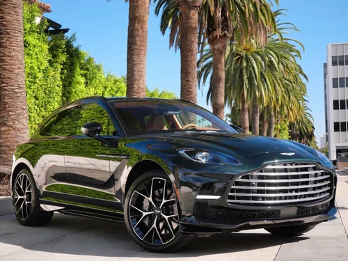 
           New 
        2026 Aston Martin DBX 707
