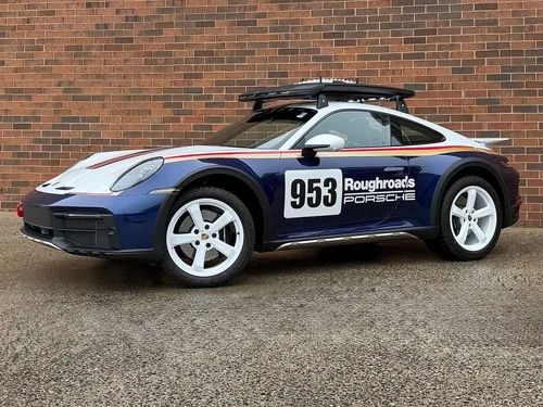 
           
        2024 Porsche 911 Dakar