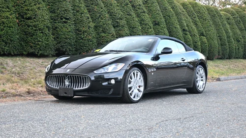 
           
        2017 Maserati GranTurismo Base