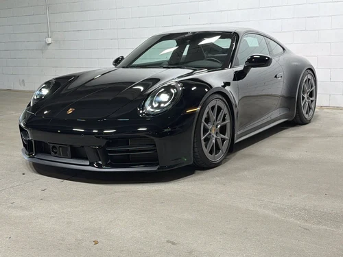 
           
        2025 Porsche 911 Carrera
